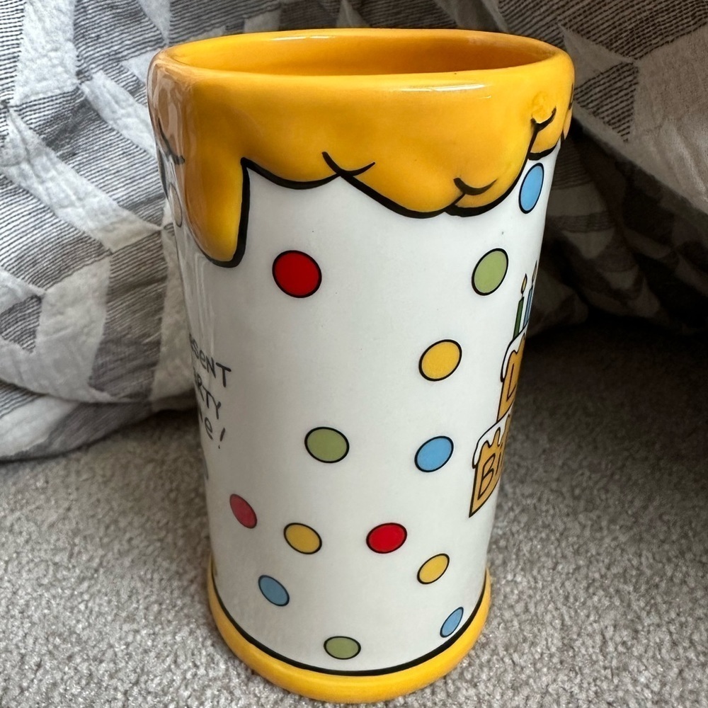 HAPPY BIRTHDAY LIQUID BIRTHDAY MUG PRESENT AND PARTY IN ONE FUN BEER WINE TEA ! - Picture 3 of 5